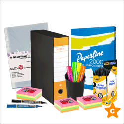 Kit completo per l’ufficio con risma, penne, evidenziatori, portapenne e post-it